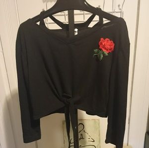 Cute rose crop top